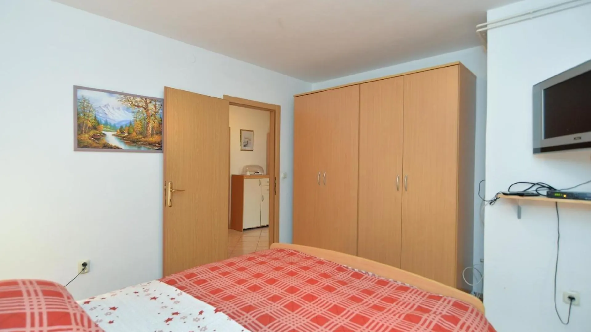 Ferienwohnung Fuer 3 Personen Ca 32 Qm In Valbandon, Istrien Istrische Riviera 0*, Valbandon Croatia